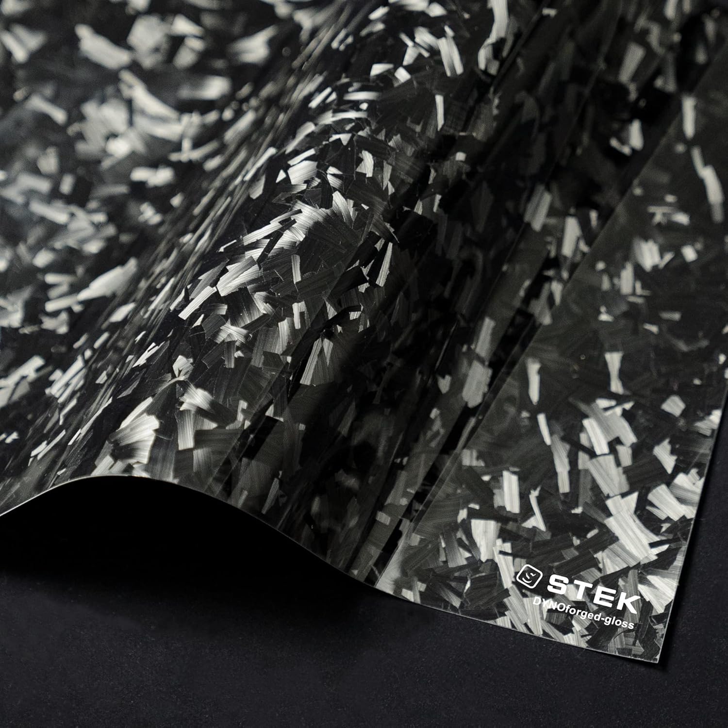 DYNOforged-carbon gloss
